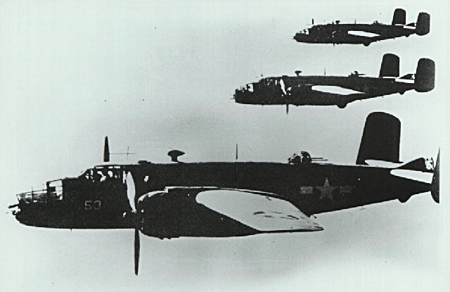 03_una-formazione-di-bombardieri-medi-north-american-b-25-mitchell.jpg