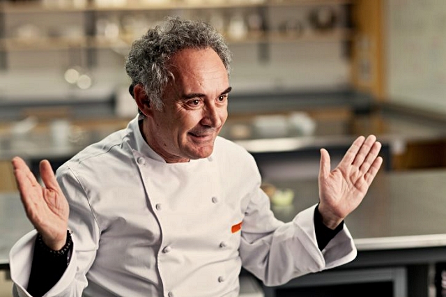 2-ferran-adria-lo-chef-spagnolo-che-ha-rivoluzionato-il-concetto-di-cucina-tradizionale-per-poi-pentirsi.jpg