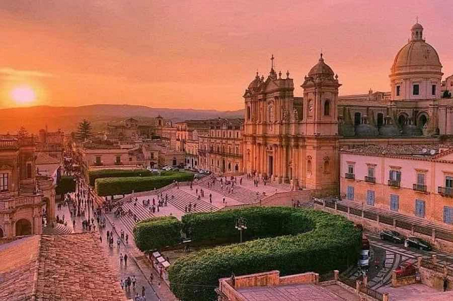 3-la-citta-di-noto-patrimonio-dell-unesco-capitale-del-barocco-siciliano.jpg