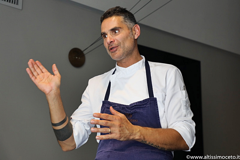 6-marco-baglieri-chef-del-ristorante-stellato-crocefisso-di-noto.jpg
