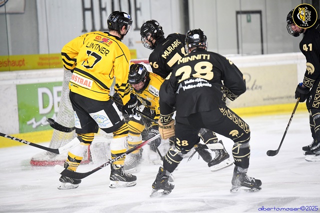 hockey-35608.jpg