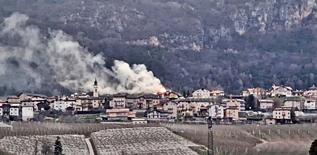 incendio-a-nanno-2.jpg