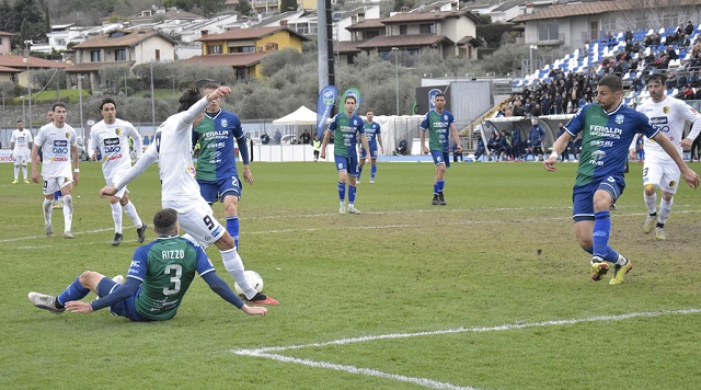 petrovic-al-tiro.JPG