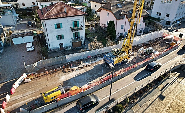 umfahrung-branzoll_baustelle_tunnel_stabilisierung_tiefbau_2.jpg