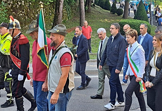 alpini-a-coredo.jpg