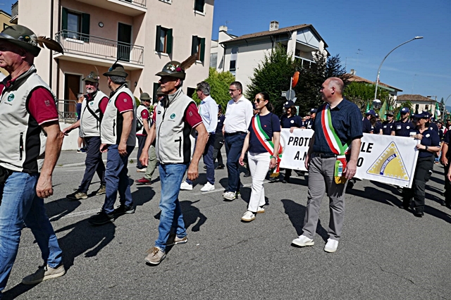 alpini-a-conegliano-14.jpg