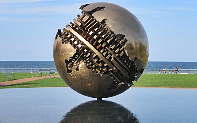 arnaldo-pomodoro-a-sorrento.jpg