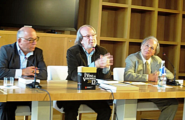 5-il-giornalista-gigi-brozzoni-al-centro-direttore-del-seminario-permanente-luigi-veronelli.jpg