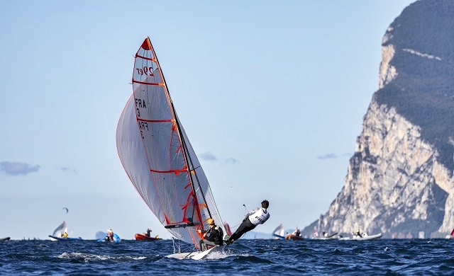 campionati-europei-29er-20canottieri-25-riva-del-garda-ph-sander-van-der-borch_2.jpg