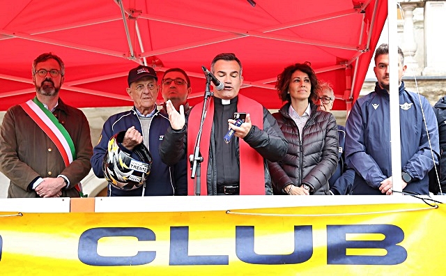 benedizione-delle-moto.jpg