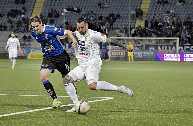 calcio-falasco-prepara-cross.JPG
