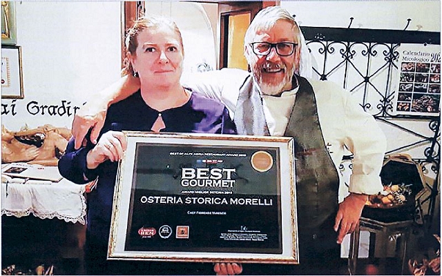 2-antonella-e-fiorenzo-varesco-premiati-dalla-guida-best-gourmet-of-alpe-adria.jpg