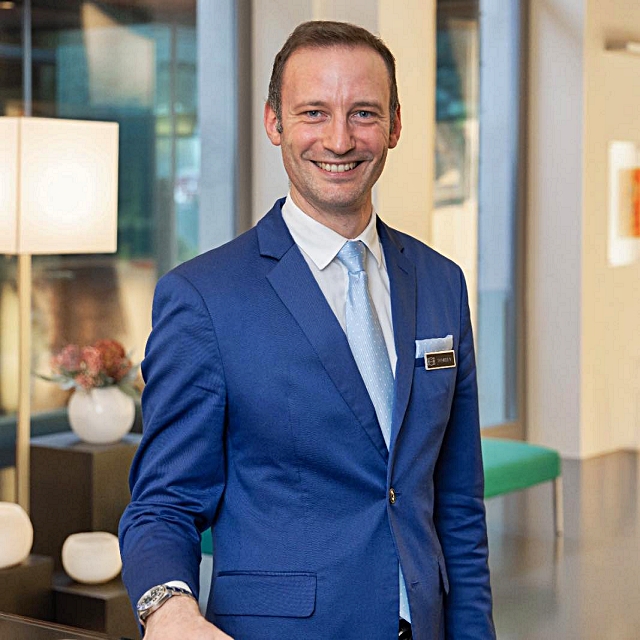 5-daniele-vaccari-head-of-operations-director-del-lido-palace-di-riva-del-garda.jpg