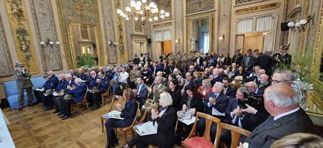 presentazioneadubi_apr25_5-1536x710.jpg