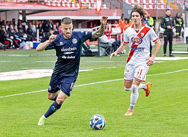 st-casiraghi.jpg
