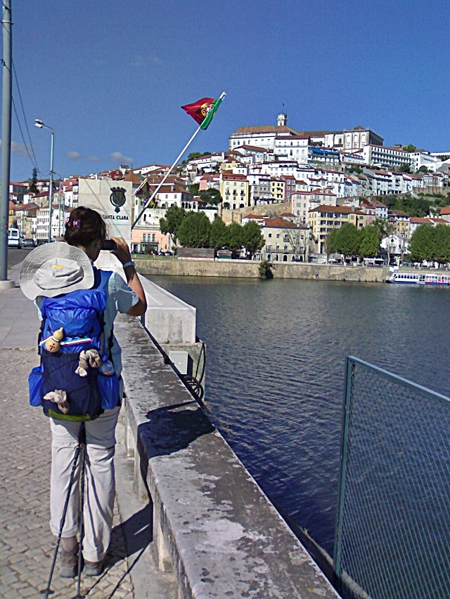 4-l-ingresso-a-coimbra-dal-ponte-sul-mondego.jpg