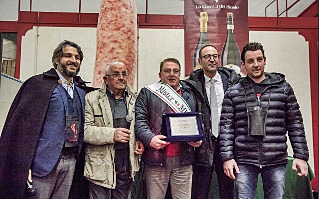 8-mister-museto-pierluigi-de-meneghi-il-re-della-cotica-trevigiana-spresiano.jpg