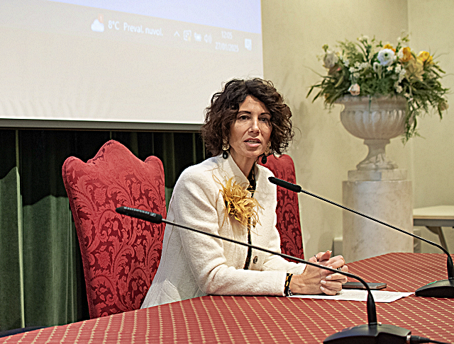 francesca-gerosa_conferenza-0-6_imagefullwide.png
