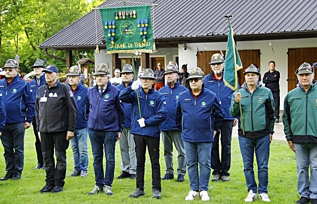 alpini-a-albere-1.jpg
