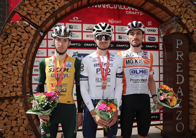 cycloing-podiomen_80km02.jpg