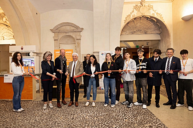 festival-taglio-del-nastro_imagefullwide.jpg