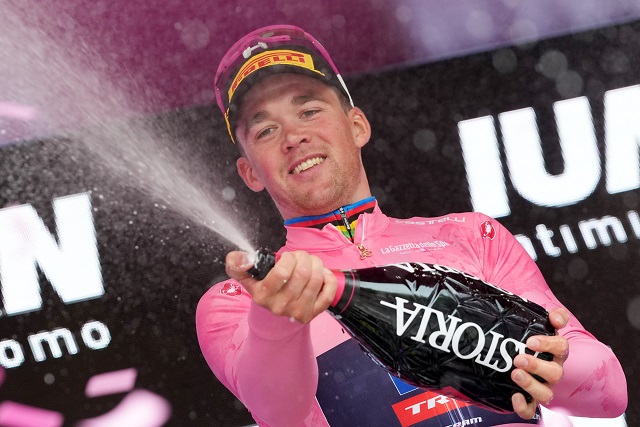 maglia-ropsa-giro-quarta-tappa.jpg