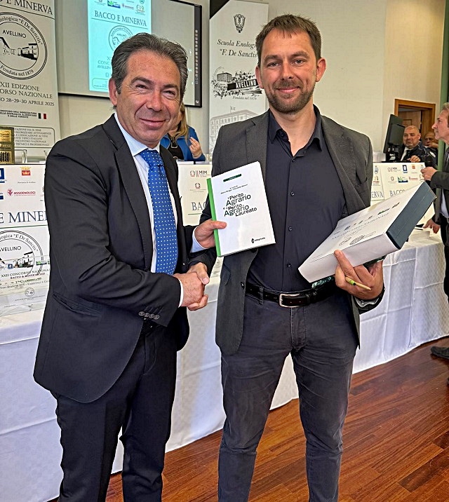 premiazione-bacco-e-minerva-con-il-dirigente-prof-penasa-4.jpeg