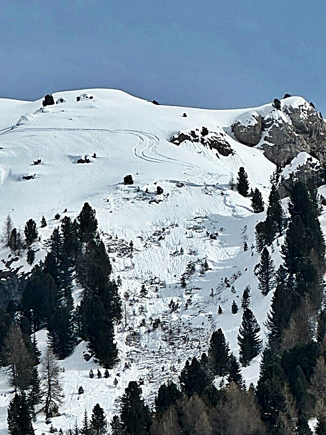 valanga-21_03_2025_canazei.jpg